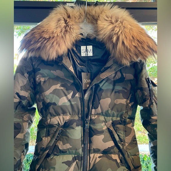 SAM. Down Jacket - Picture 3 of 12